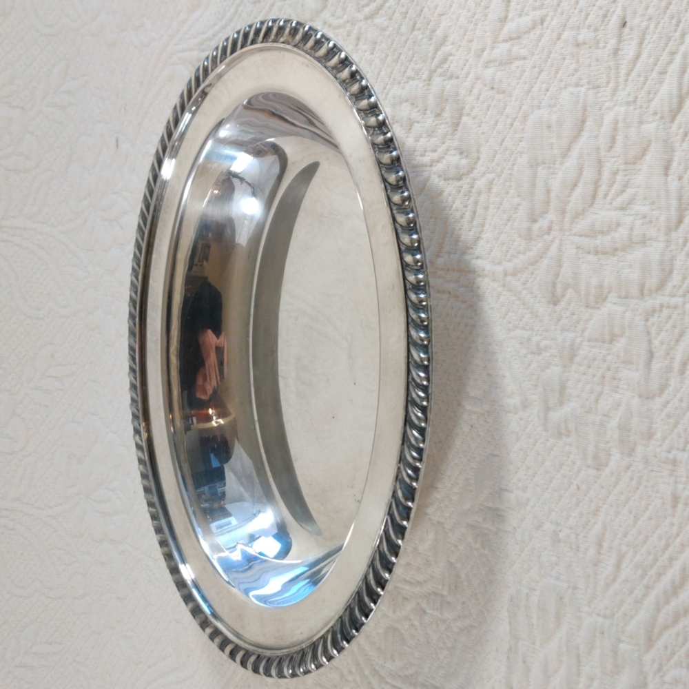 Vintage Oval Scalloped Edge Serving Dish